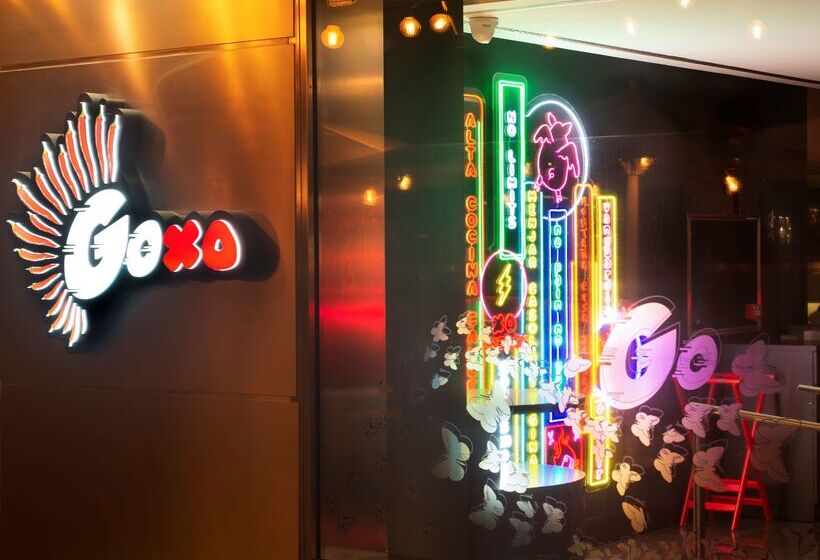 בית מלון כפרי NH Collection Barcelona Constanza