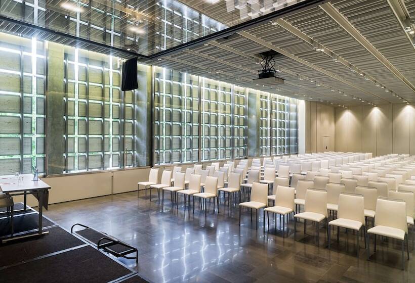 هتل NH Collection Barcelona Constanza