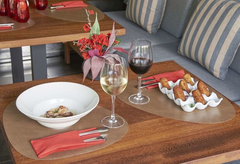 هتل NH Collection Barcelona Constanza