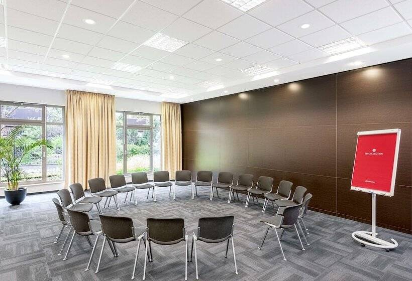 Отель NH Collection Nurnberg City