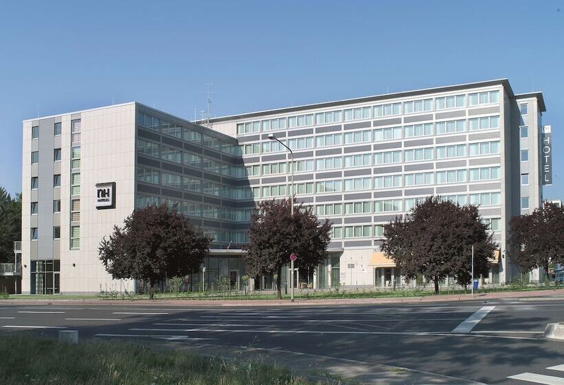 בית מלון כפרי NH Frankfurt Niederrad