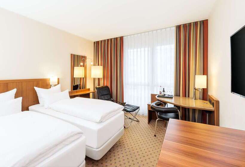 فندق NH München Ost Conference Center