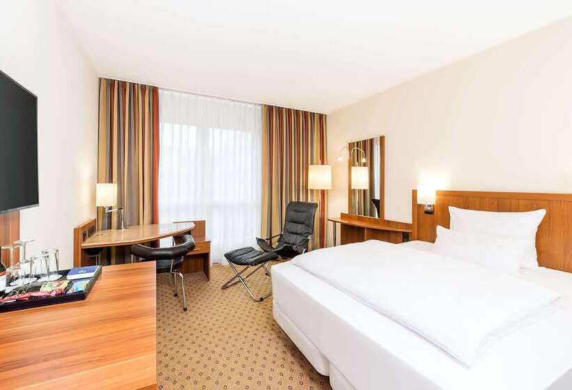 فندق NH München Ost Conference Center