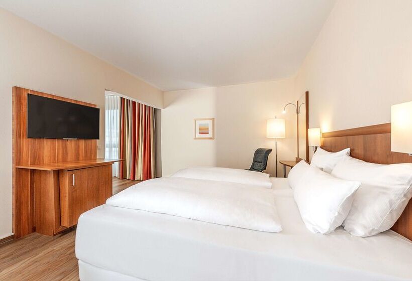 فندق NH München Ost Conference Center