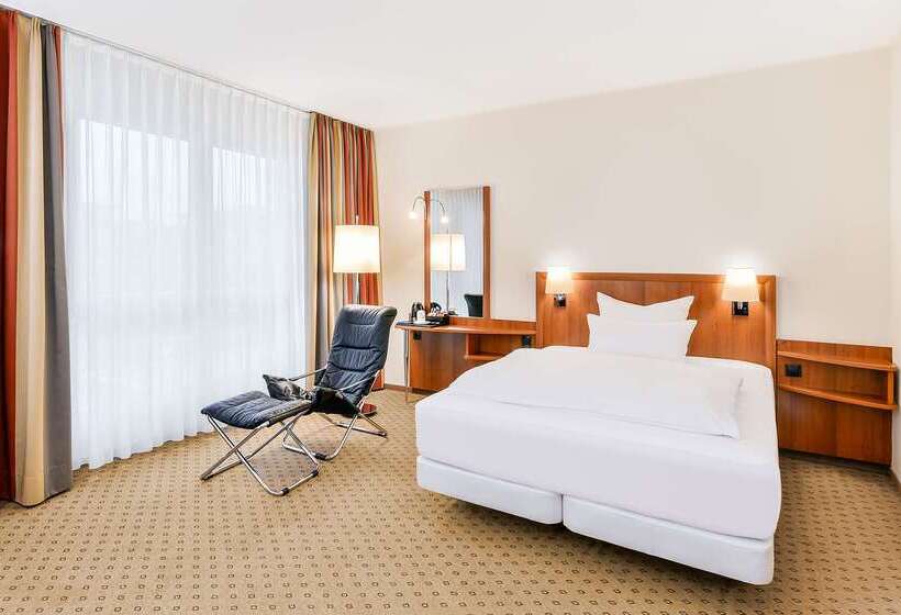 فندق NH München Ost Conference Center