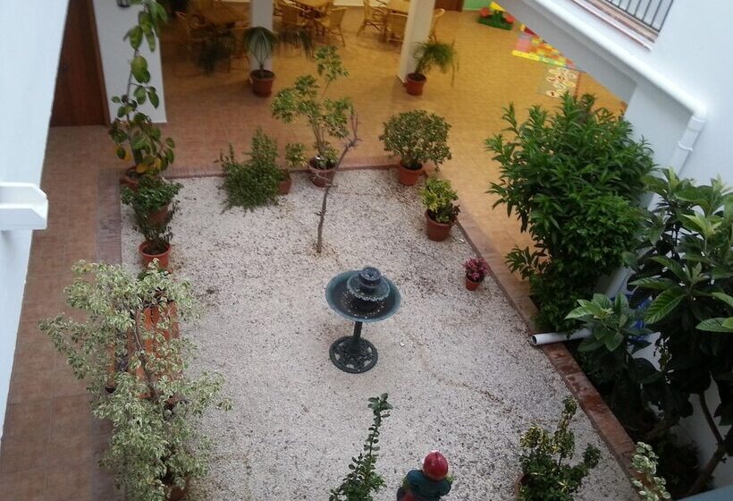 فندق Oasis Atalaya