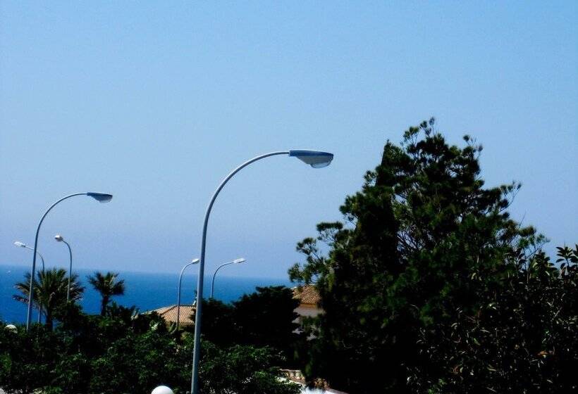 فندق Oasis Atalaya