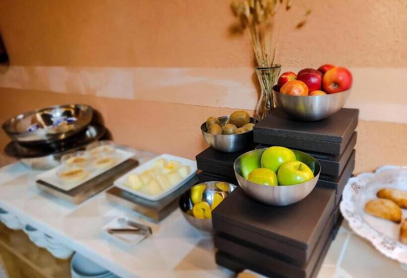 مسافرخانه Palacio San Facundo