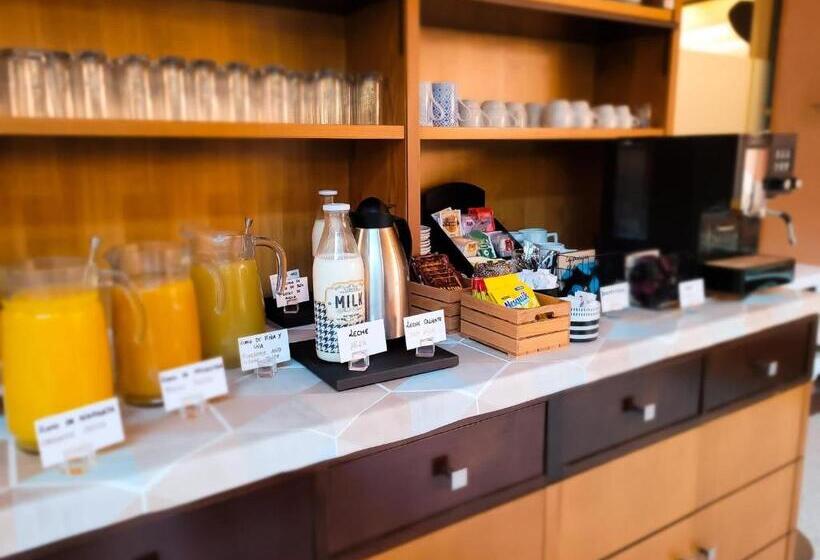 مسافرخانه Palacio San Facundo