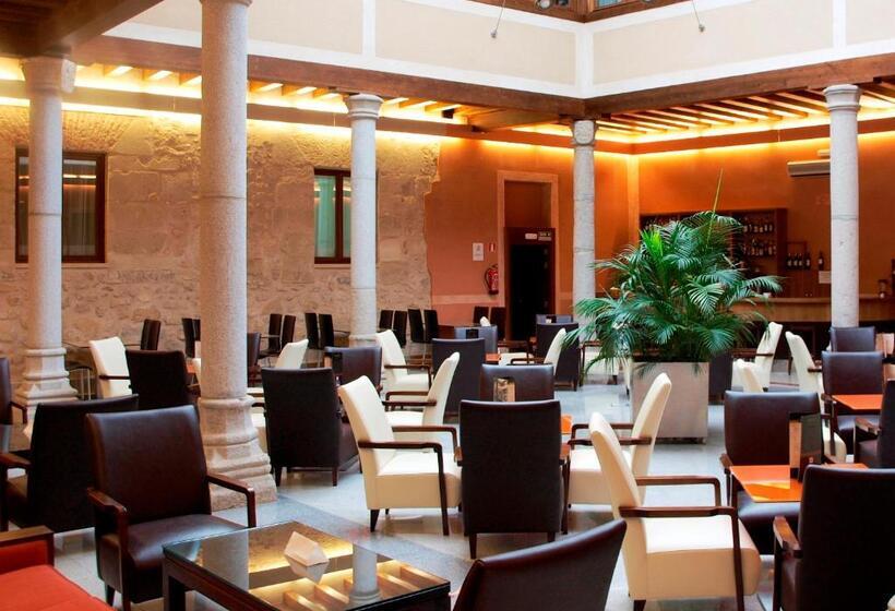 مسافرخانه Palacio San Facundo