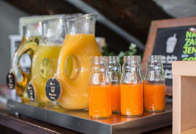 ホテル Petit Palace Plaza Del Carmen