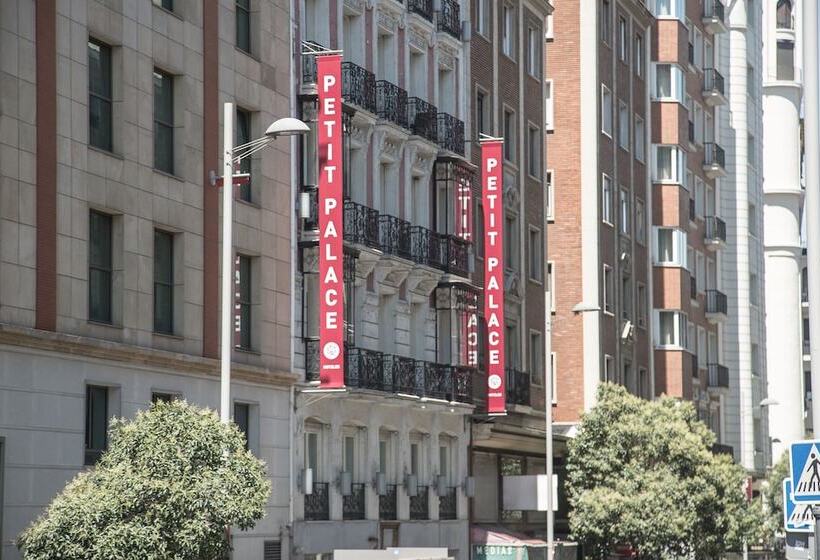 ホテル Petit Palace Plaza Espana