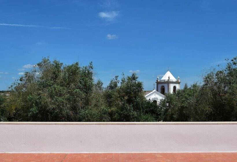 Отель Pousada Castelo De Alcacer Do Sal