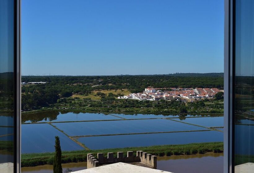 Отель Pousada Castelo De Alcacer Do Sal