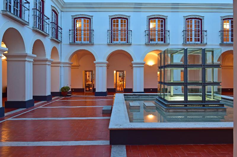 Отель Pousada Castelo De Alcacer Do Sal