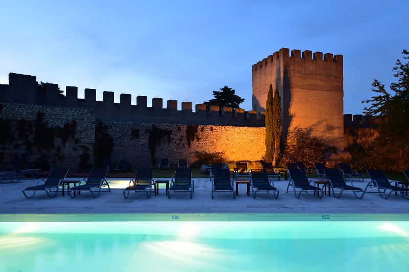 فندق Pousada Castelo De Alcacer Do Sal