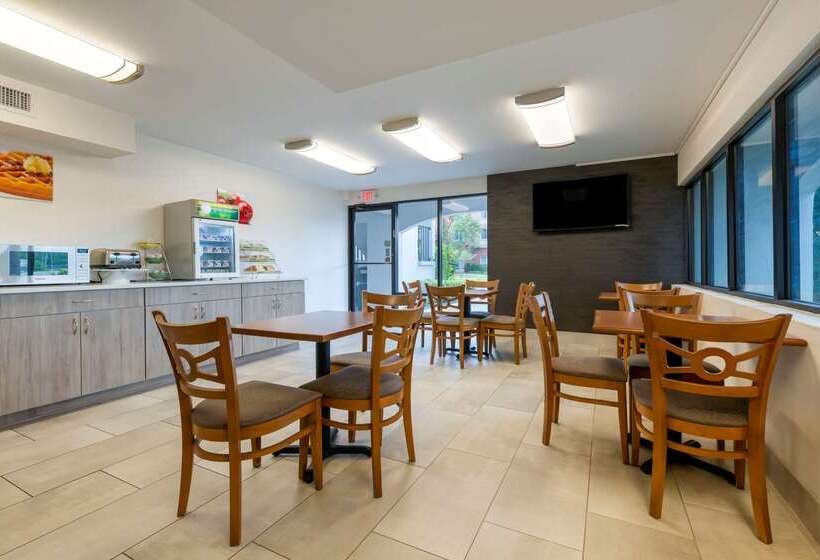 فندق Quality Inn St. Augustine Outlet Mall