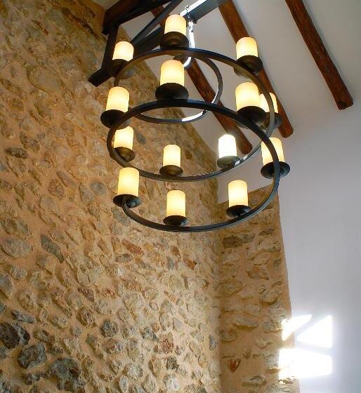 فندق ريفى Cases Noves   Boutique Accommodation   Adults Only