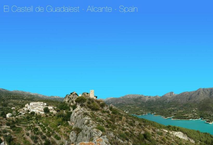 فندق ريفى Cases Noves   Boutique Accommodation   Adults Only