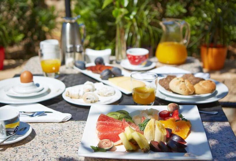 Сельский отель Son Trobat Wellness & Spa