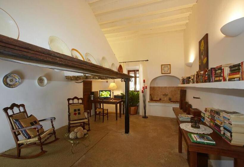 Сельский отель Son Trobat Wellness & Spa