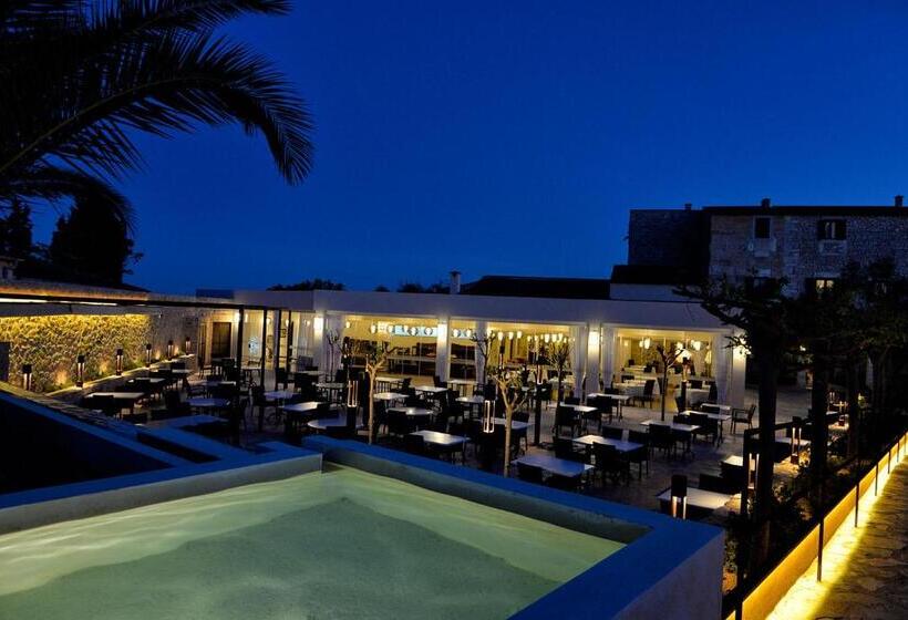 Сельский отель Son Trobat Wellness & Spa