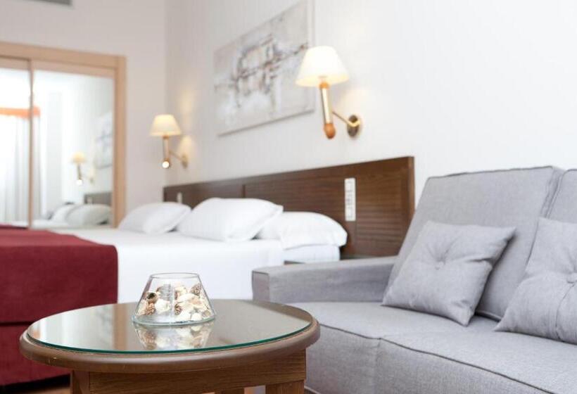 Отель Senator Cádiz