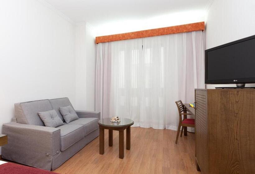 Отель Senator Cádiz