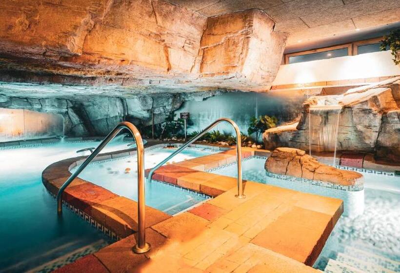 Отель Senator Cádiz