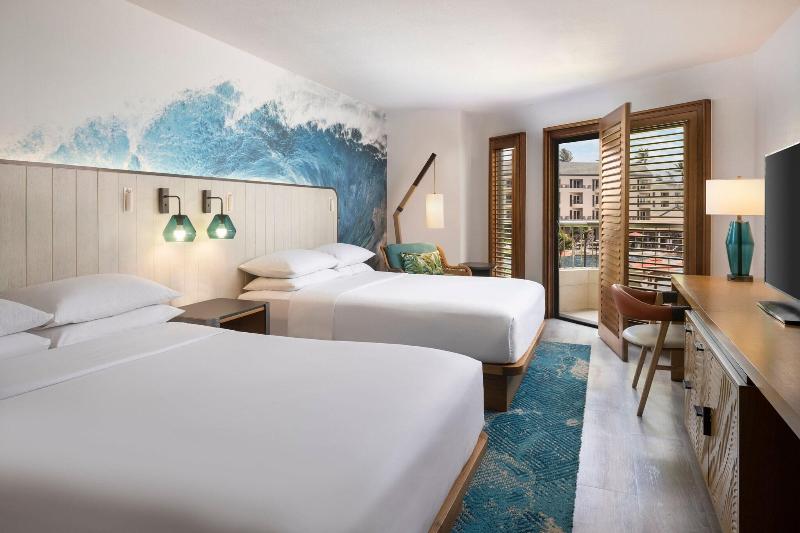 هتل Sheraton Kauai Coconut Beach Resort