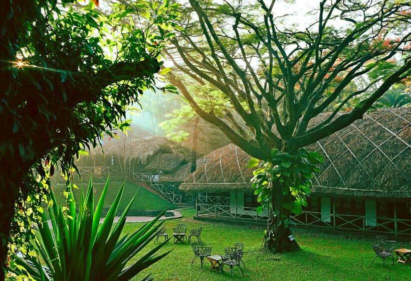 בית מלון כפרי Spice Village Thekkady   A Cgh Earth Experience