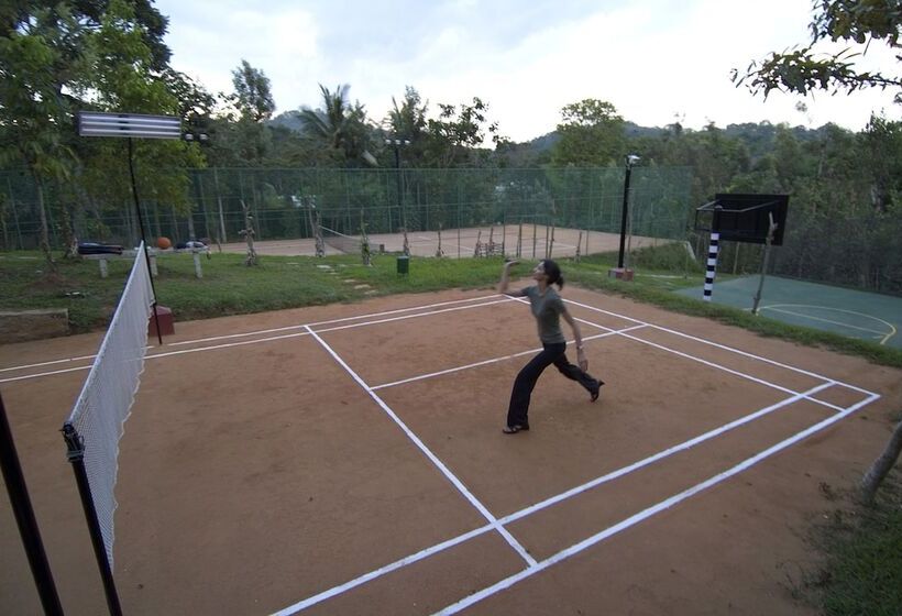 בית מלון כפרי Spice Village Thekkady   A Cgh Earth Experience