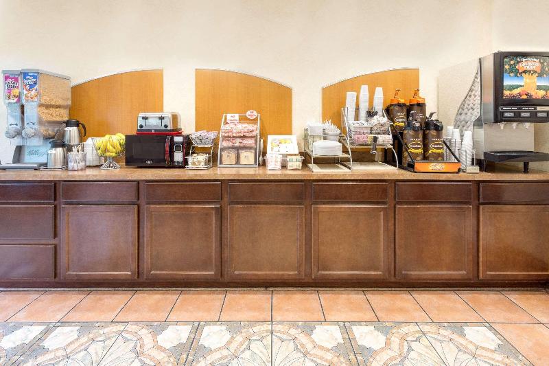 فندق Super 8 By Wyndham Freeport