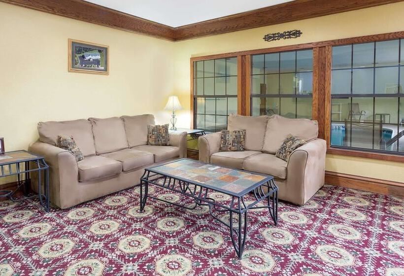 فندق Super 8 By Wyndham Freeport