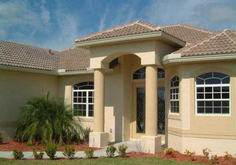 בית מלון כפרי Superior Gulf Coast Holiday Homes Cape Coral