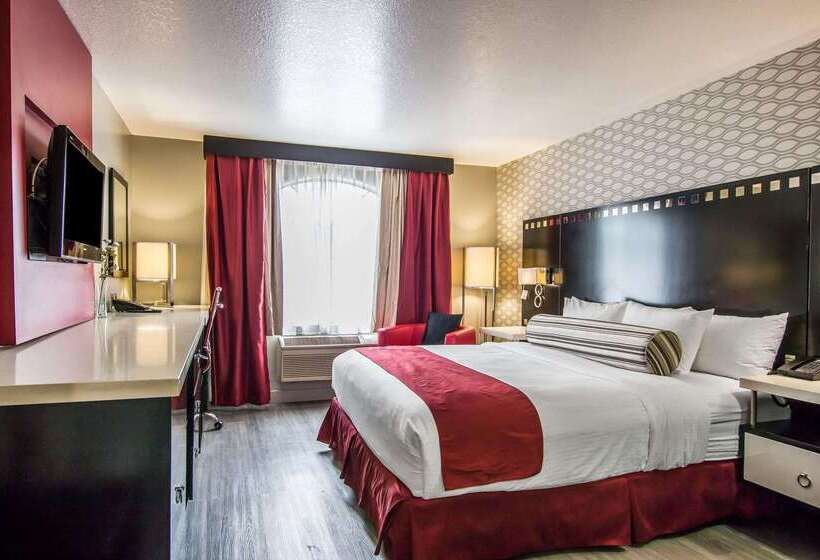 Tilt Hotel Universal Hollywood, Ascend Hotel Collection