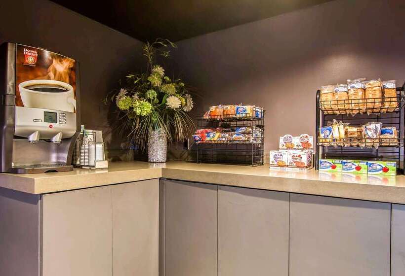 Tilt Hotel Universal Hollywood, Ascend Hotel Collection