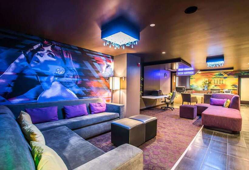 Tilt Hotel Universal Hollywood, Ascend Hotel Collection