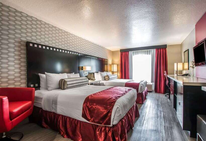 Tilt Hotel Universal Hollywood, Ascend Hotel Collection