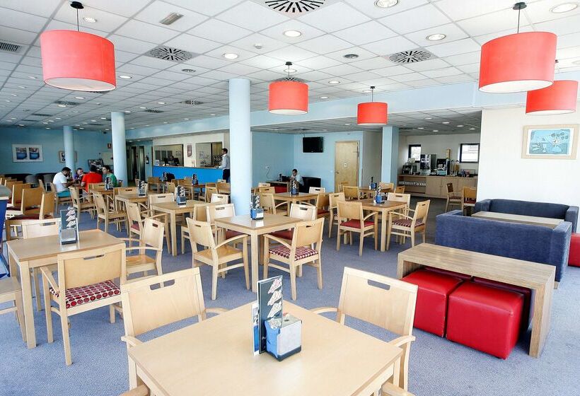 هتل Travelodge Barcelona Fira