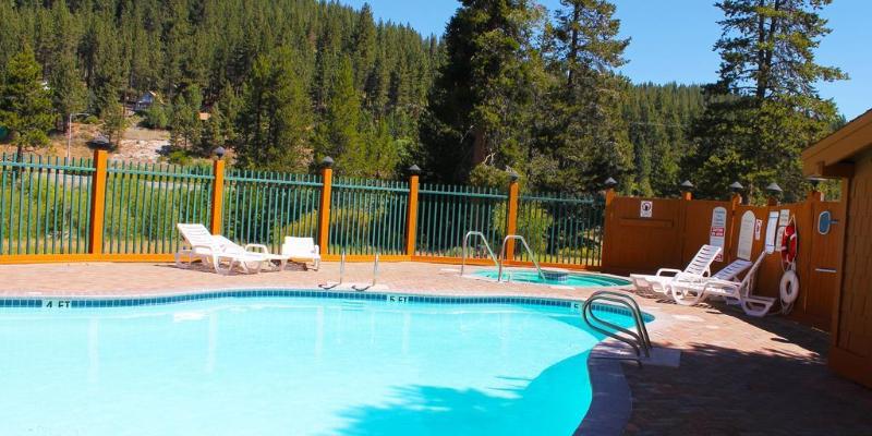 호텔 Truckee Donner Lodge