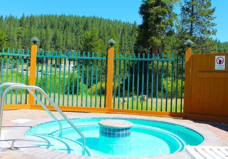 호텔 Truckee Donner Lodge