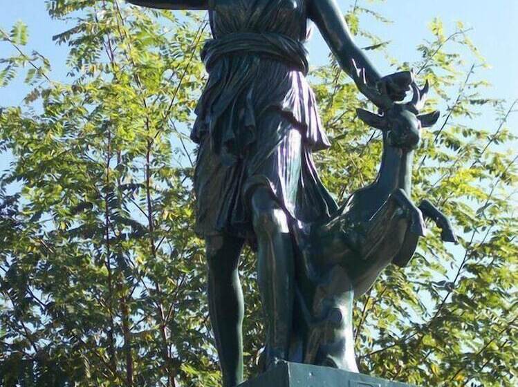 فندق Villa De Betanzos