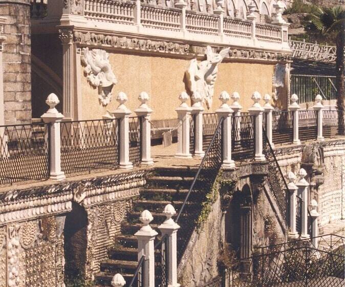 فندق Villa De Betanzos