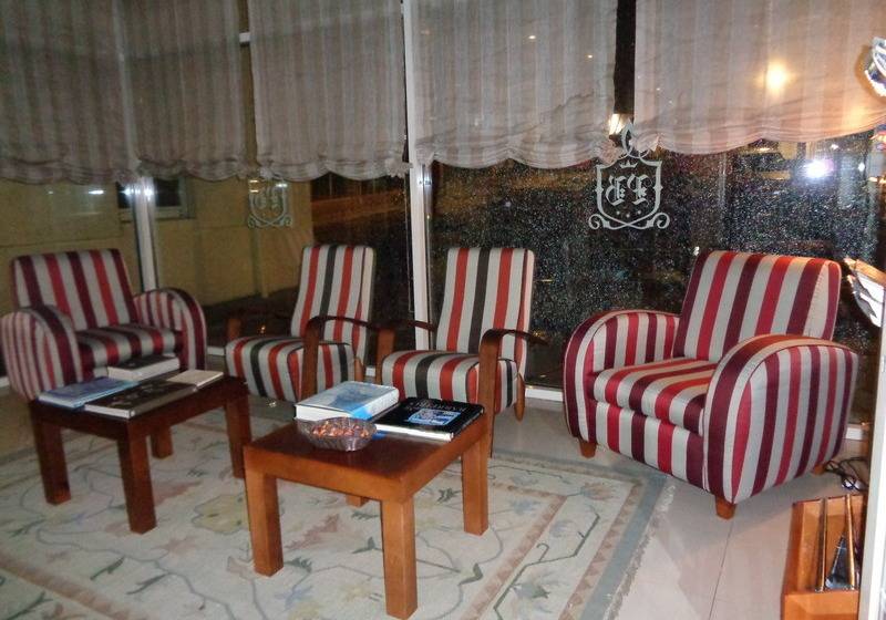 فندق Villa De Betanzos