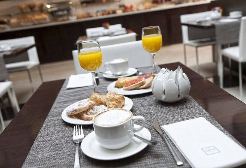 فندق Zenit Valencia