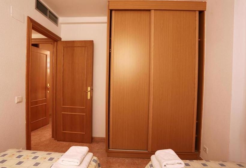 Los Juncos De Pineda Park