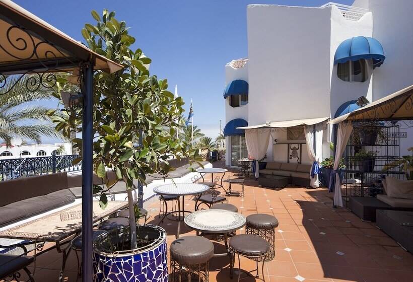 Playaflor Chill Out Resort, A 50 Mtrs De La Playa