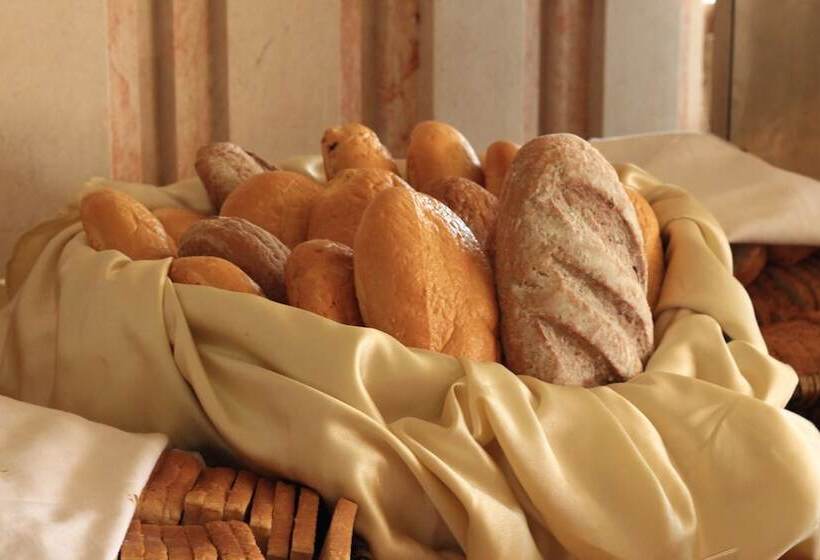 Royal Bay Hotel – All Inclusive