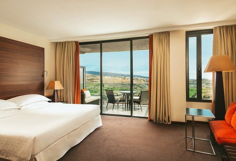 Hotell Salobre  Resort & Serenity